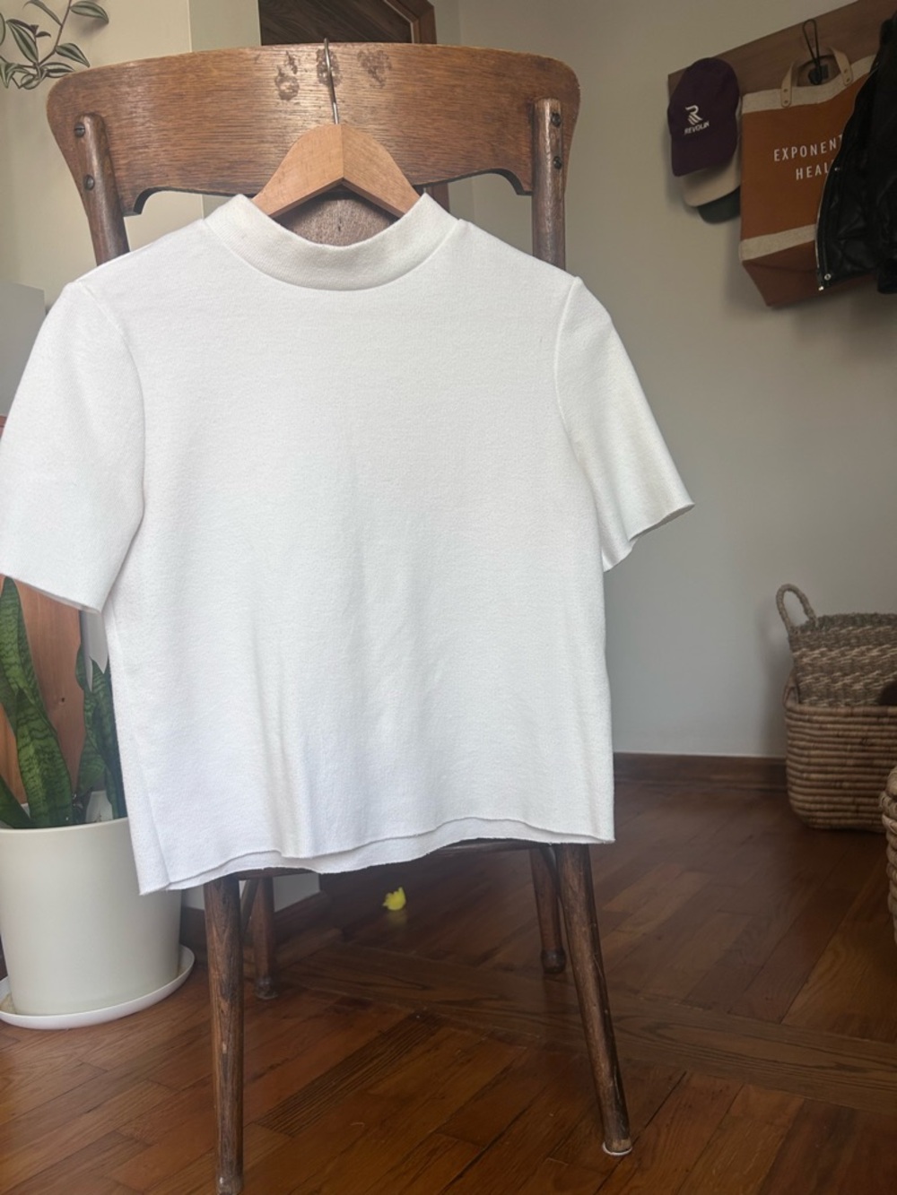 Zara White Knit Short-Sleeve Mock Neck Top